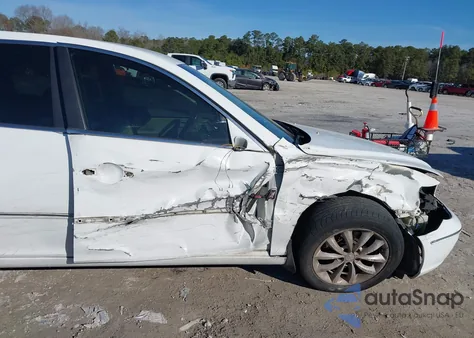 2006 Hyundai Azera Limited/Se from USA, damaged, VIN KMHFC46F66A047598